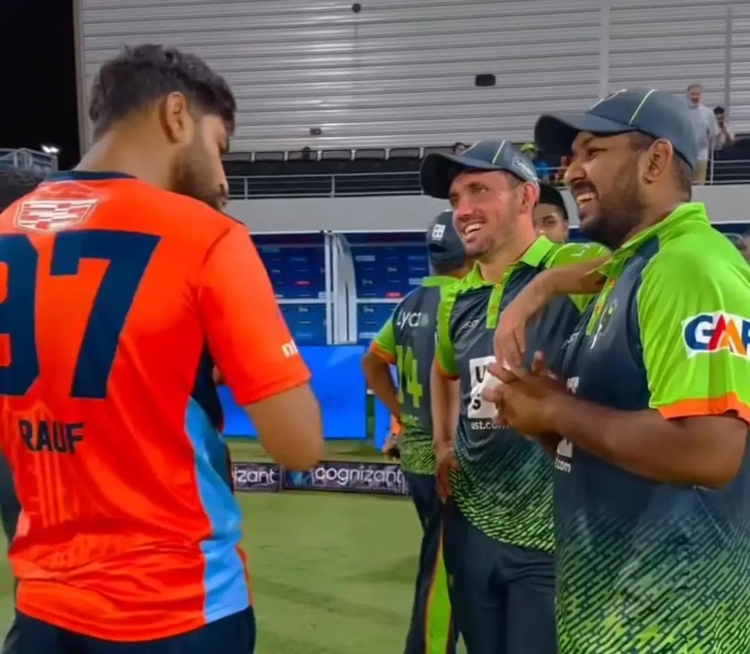 Haris Rauf giving bowling tips to zaman khan and taught him how to defend runs against teams like USA..