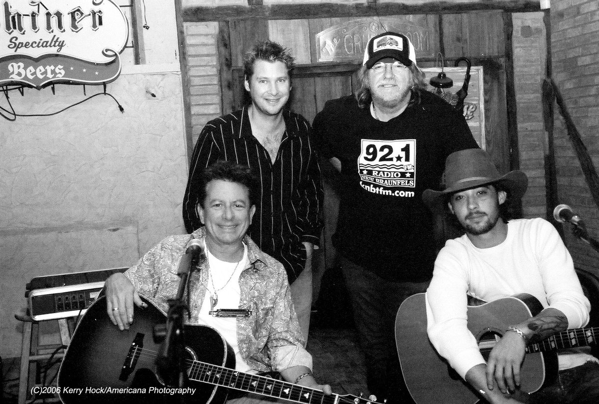 Joe Ely, <a href="/RyanBingham/">Ryan Bingham</a>, <a href="/raywylie/">Ray Wylie Hubbard</a>, <a href="/mattson_rainer/">Mattson Rainer</a>.

Roots and Branches of Americana in 2006.