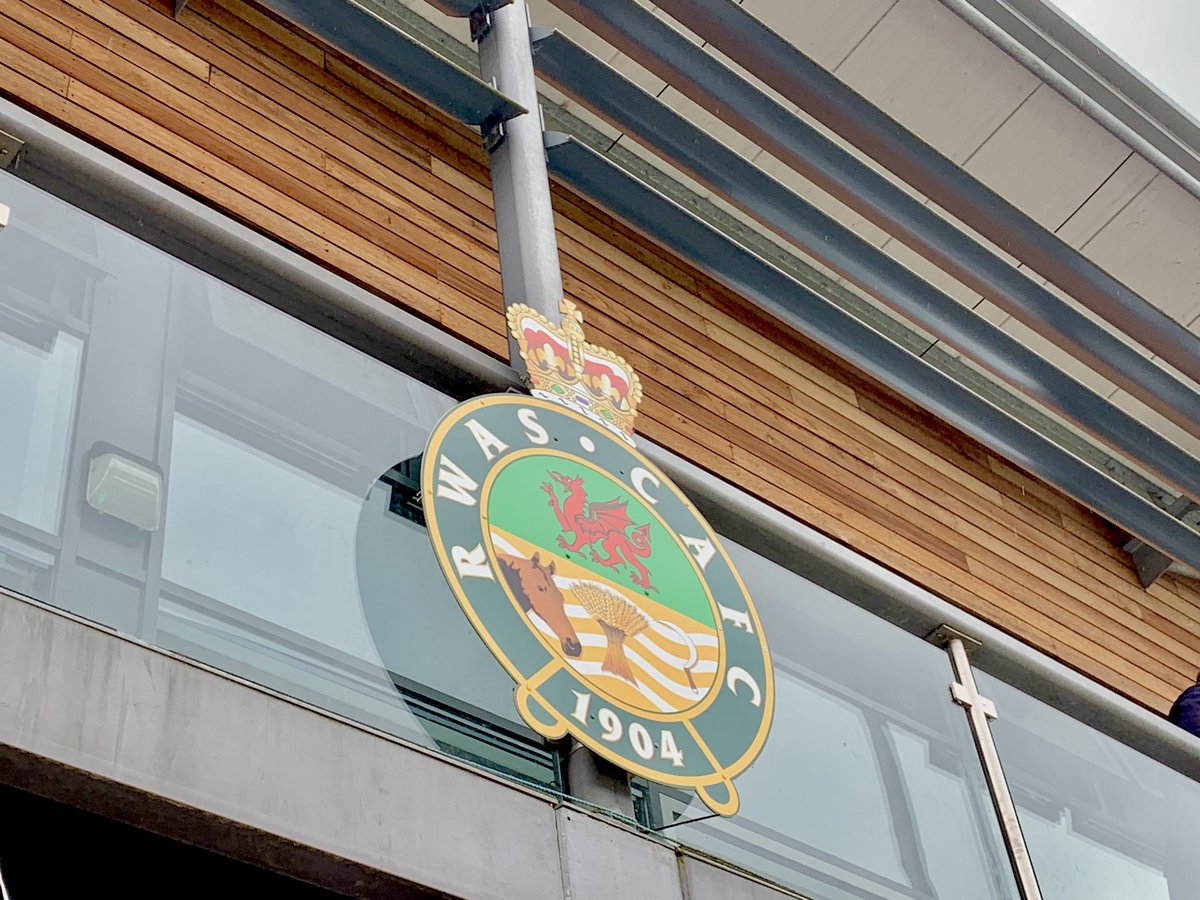 Iwan Thomas tweet media