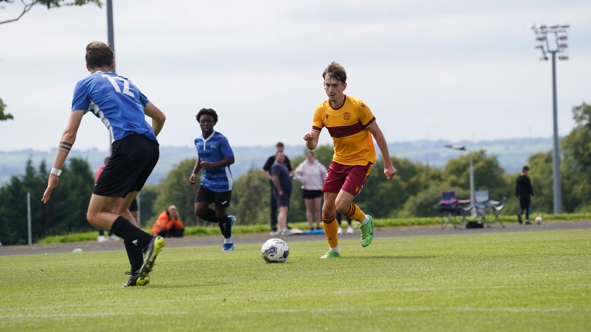 MotherwellFC's tweet photo. A young Motherwell team beat an English Academy select side 3-1 this afternoon 👏

The goals came from Dylan Wells, Mark Ferrie and Nathan Lawson. https://t.co/etJWJ9wcHE