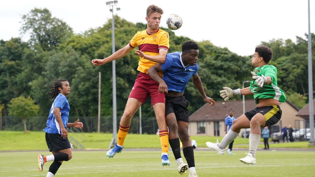 MotherwellFC's tweet photo. A young Motherwell team beat an English Academy select side 3-1 this afternoon 👏

The goals came from Dylan Wells, Mark Ferrie and Nathan Lawson. https://t.co/etJWJ9wcHE