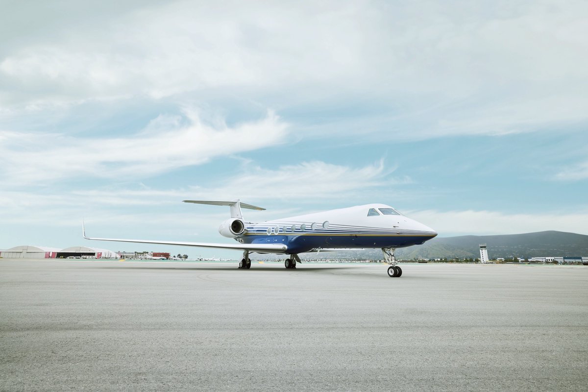 jetaviation's tweet image. The possibilities are endless with our global charter fleet.

Model: Gulfstream G550
Seating: 13 passengers
Range: 5,000 nm | 9,260 km
Speed: 490 kts | 907 km/h
Endurance: 10.0 h

ow.ly/ek2l50SJj07

#Aviation #BizAv #FlyCharter #CharterWednesday #BusinessAviation