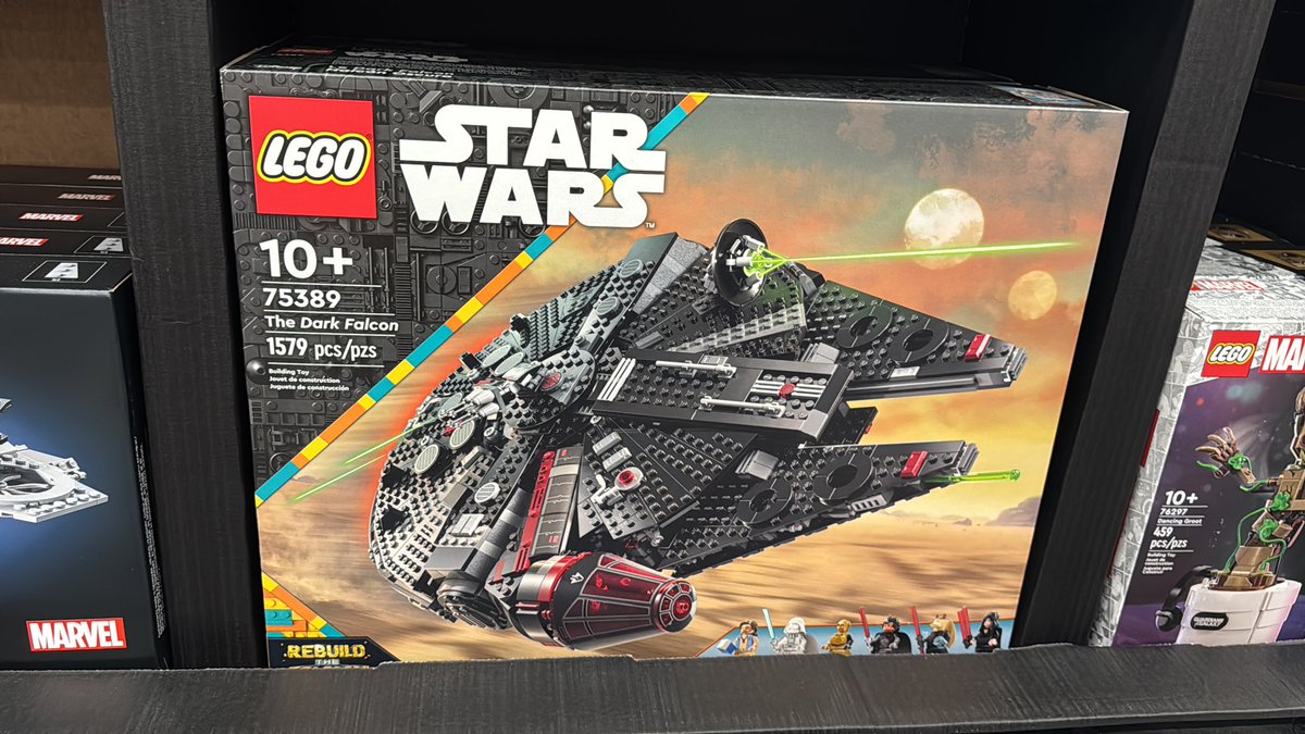 Dark Falcon #Lego lands early <a href="/Walmart/">Walmart</a>  !