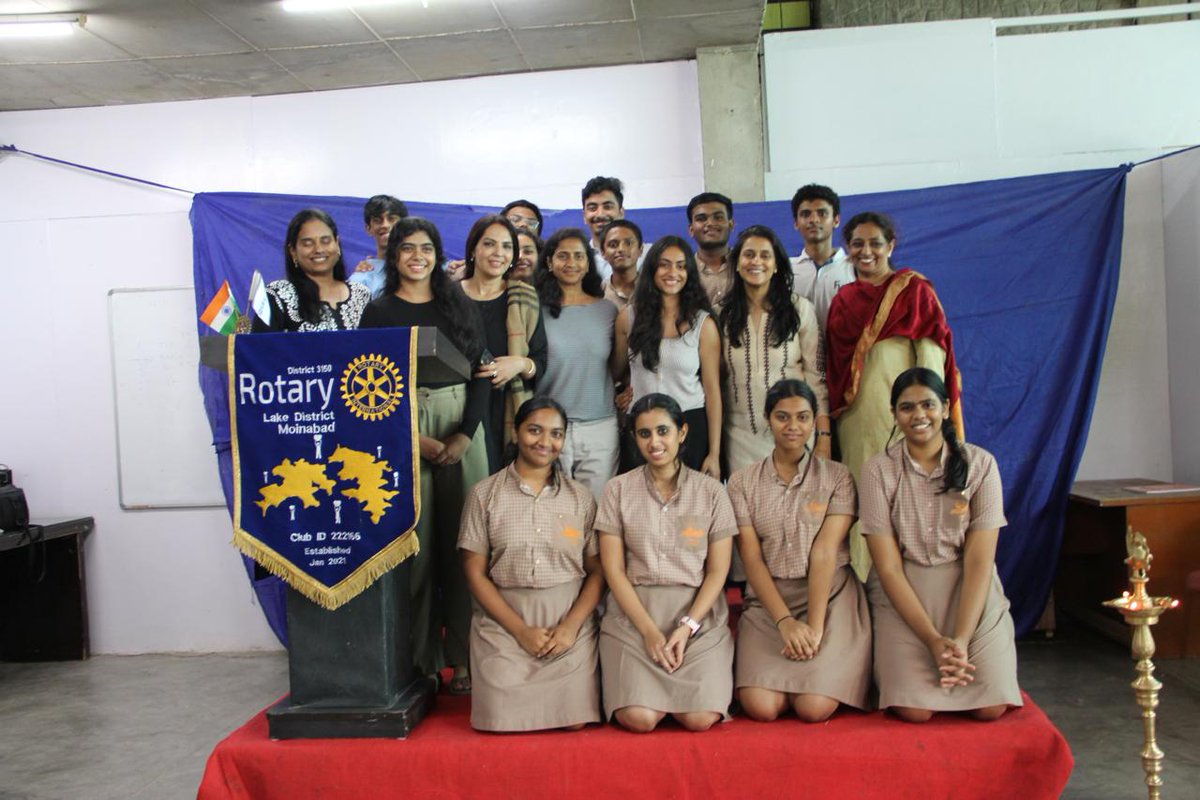 rotaryRCLD's tweet photo. Celebrating Our Young Leaders! 🌟

We're proud to honor these exceptional individuals from the Interact Club's 24-25 Board, who balance academics with impactful community service. Their dedication showcases the power of youth and the spirit of giving back. https://t.co/5iD2eRSLv8