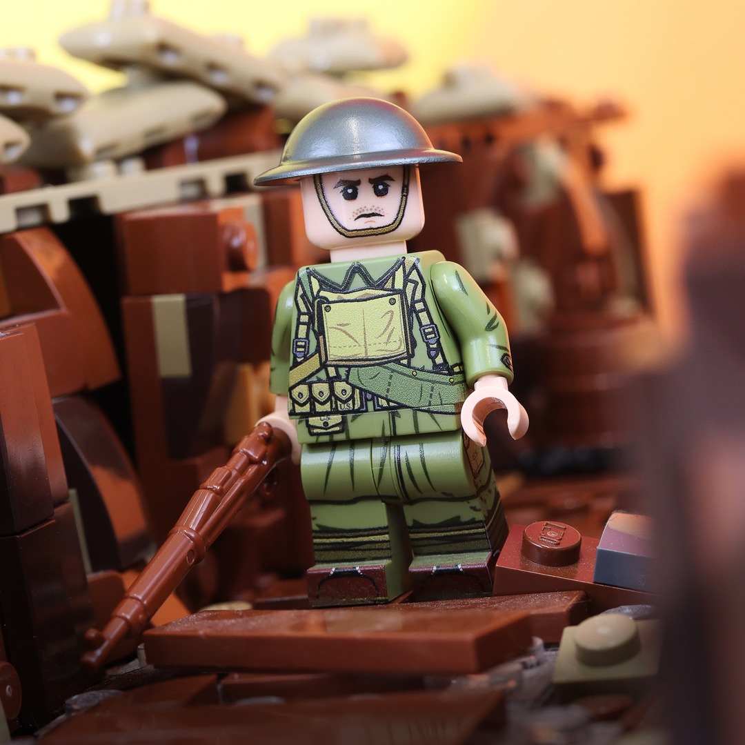 Our brand new WW1 AEF Soldier minifigures will be available on our website this Friday at 4pm (BST)! Be sure to take a look at our new WW1 range this Friday and add the full range to your army collection!
-
#unitedbricks #lego #american #ww1