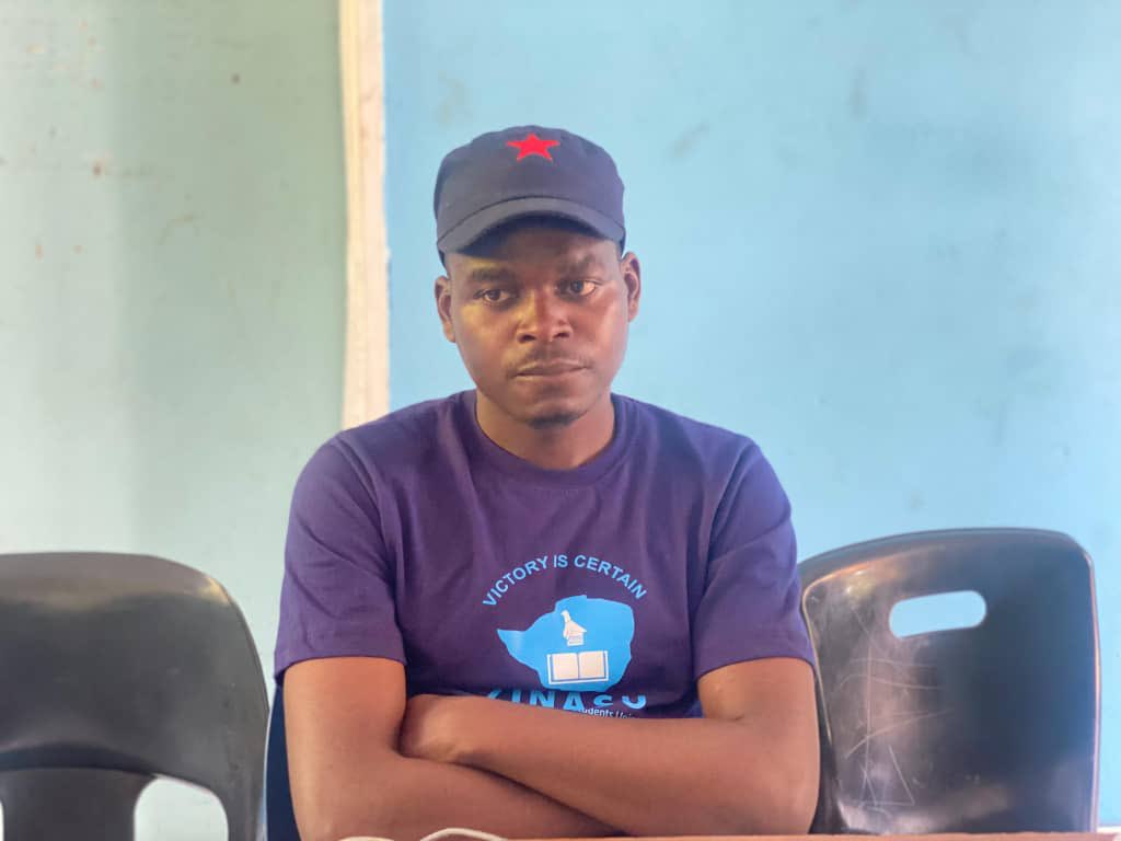 #FreeEmmanuelSitima! ✊🏽  Zimbabwean student leader &amp; ZINASU President Emmanuel Sitima is unjustly detained.  His voice for students' rights must be heard, not #StudentsRights  We Demand his immediate release! <a href="/Zinasuzim/">ZINASU🇿🇼</a> <a href="/amnestyzim/">Amnesty Zimbabwe</a> <a href="/saih/">SAIH</a> <a href="/Cde_Ostallos/">Gift Ostallos Siziba</a> <a href="/DevineNyakudya/">Emmanuel Devine Nyakudya</a>