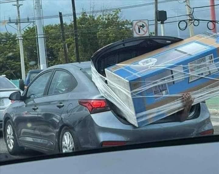💪We all have that friend who will do anything for us...

Unofficial reason we make straps: to keep them here for next time...

#friends #strong #trucks #cars #nope
