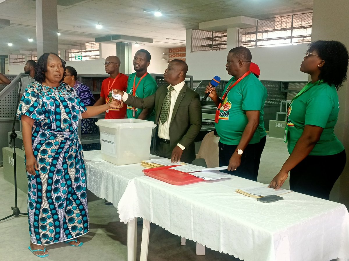 gouvbenin's tweet photo. Le tirage au sort a été effectué par l'Agence Nationale de Gestion des Marchés (#ANAGEM) en présence d'un Huissier de justice et des marchands de manière transparente et équitable, garantissant une distribution juste des places disponibles. #Wasexo #Gouvbenin #PAGBenin https://t.co/X8RsyGbG0O