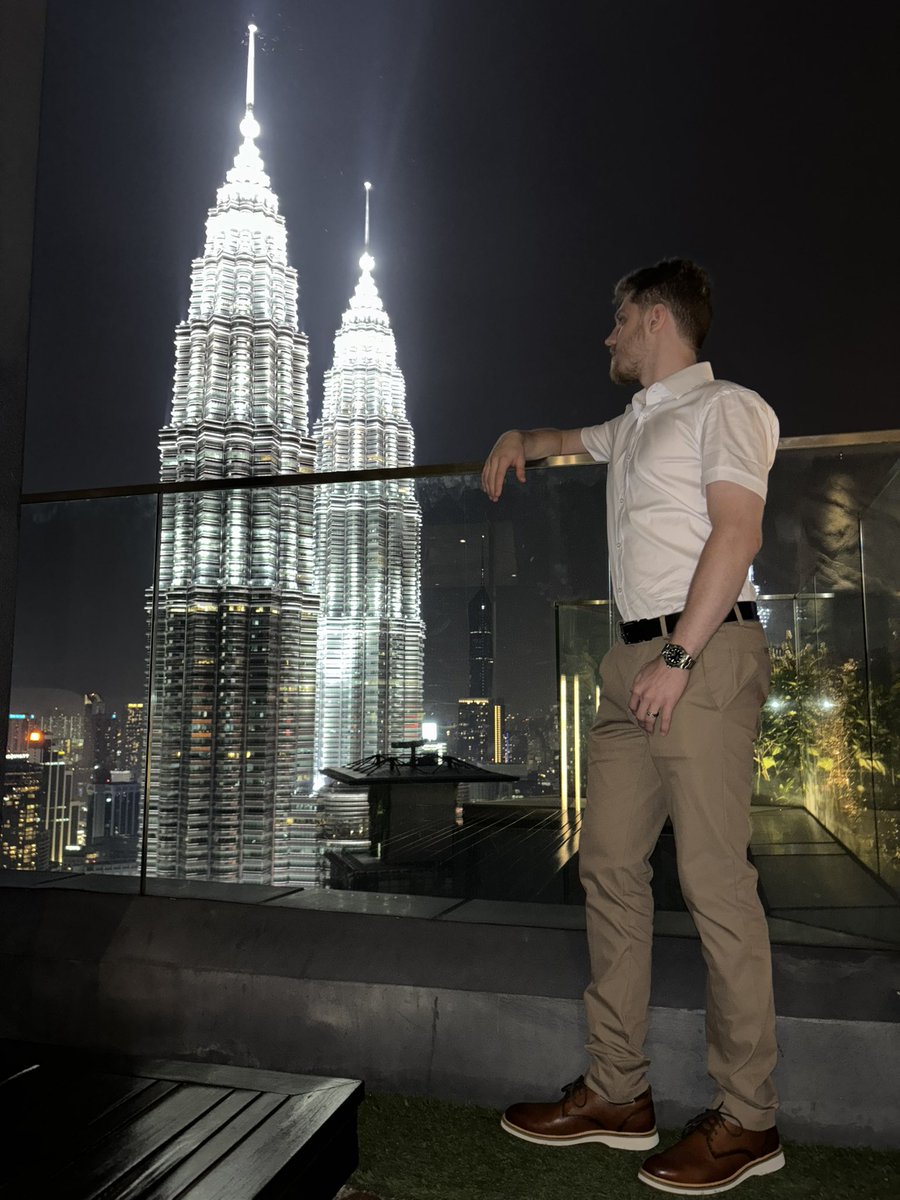 Night time view in Malaysia 🇲🇾