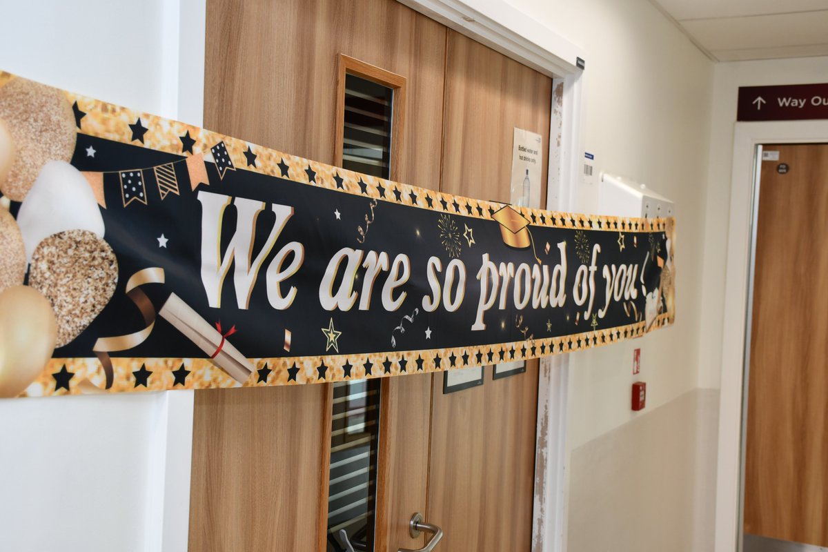 Royal Papworth Hospital NHS FT π (@royalpapworth) on Twitter photo We are so proud of you π₯³
Tune in to <a href="/itvanglia/">ITV News Anglia</a> from 18:00 this evening to find out exactly who and what this photo is all about, as staff from our multi-disciplinary respiratory team celebrate the achievements of one long-term patient.
ππ #NHS We are so proud of you π₯³
Tune in to <a href="/itvanglia/">ITV News Anglia</a> from 18:00 this evening to find out exactly who and what this photo is all about, as staff from our multi-disciplinary respiratory team celebrate the achievements of one long-term patient.
ππ #NHS