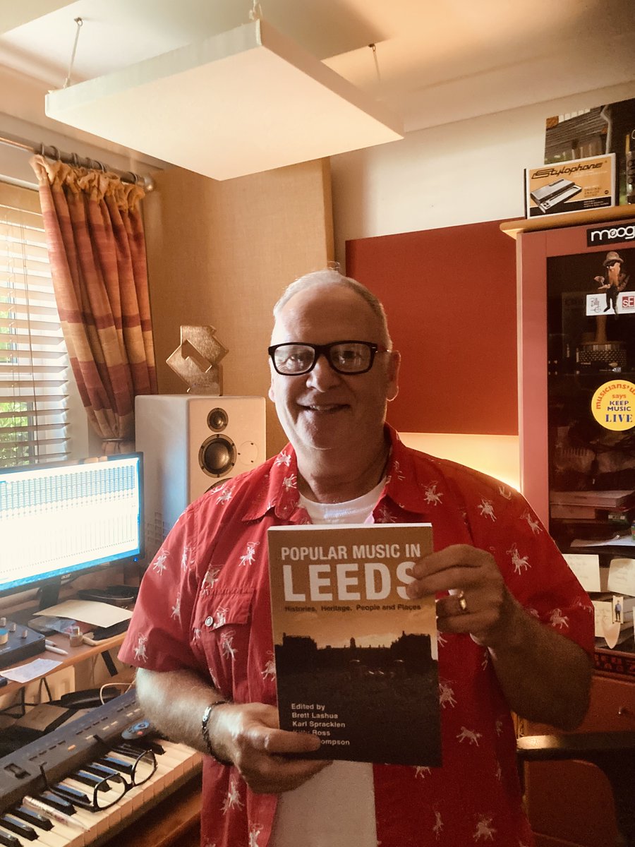 phardingmusic's tweet photo. Delighted to receive this book about Leeds music history - congratulations to my friends Paul, Karl and Brett - I'm looking forward to the guided tour at Leeds SMPR Conference this September😀🙏
#Smpr #LeedsBeckettUniversity #intellectbooks https://t.co/AeKyxl5iin