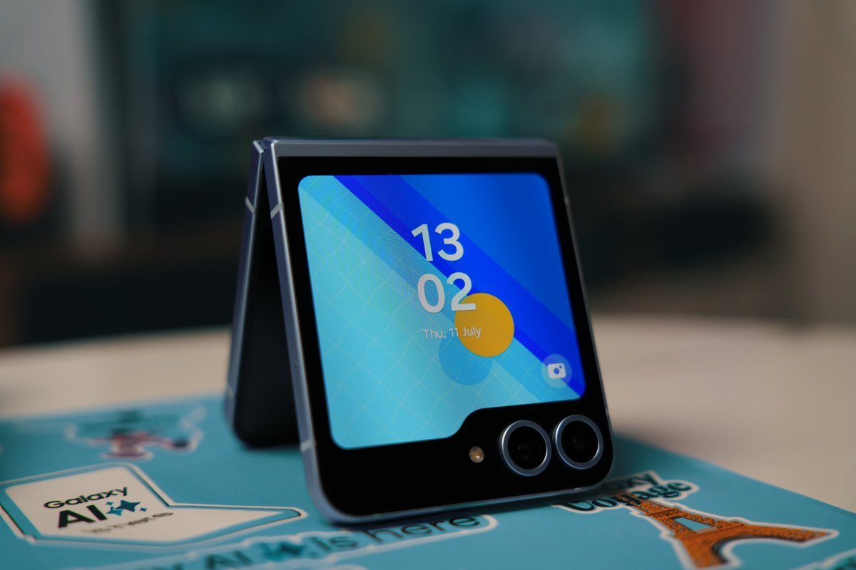 Q6. Which #GalaxyAI feature of the #GalaxyZFlip6 lets you talk to someone who speaks a different language with utmost ease?
A. Camera Mode
B. Interpreter Mode
C. Gaming Mode
D. Video Mode
#OGofFlipPhones #GalaxyZFlip6 #GalaxyAI #MostPowerfulFlip