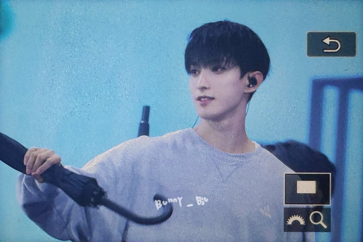 bunny0218_jagi's tweet photo. 240724 캐럿랜드

#세븐틴     #도겸 #이석민 #ドギョム
#SEVENTEEN     #DOKYEOM https://t.co/0otiNrcXDs