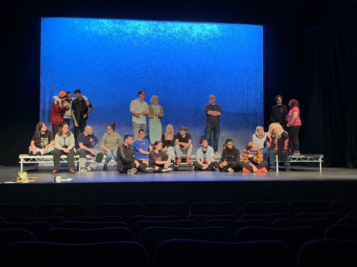 DaretoKnowTC's tweet photo. COMMUNITY THEATRE IS THE ROOT OF WHAT THEATRE SHOULD BE ABOUT!

Focussing on the week to week process, bringing people together, rather than the outcomes.

A theatre is a place to bring people together, an opportunity to be kind and explore. Process first, outcomes second. https://t.co/s6YMcrWLcF