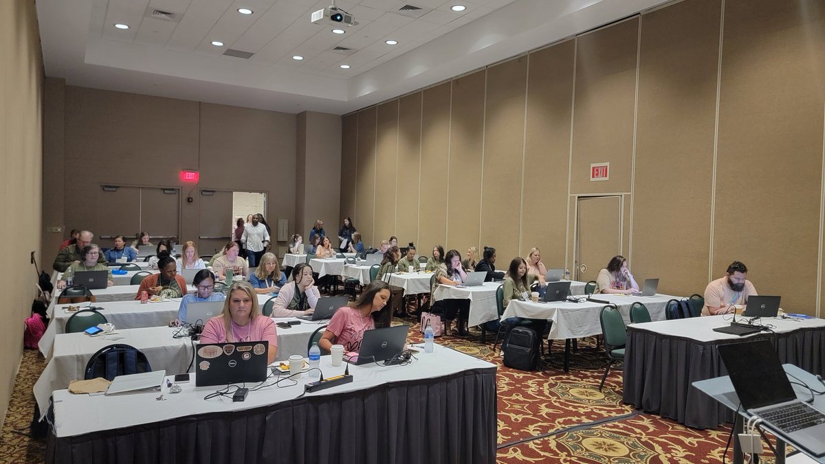 👋Hey, <a href="/GCAchampions/">Georgia Cyber Academy</a>!

 🏃‍♀️🏃‍♂️Hurry to the @Nearpod session in 👉 Grand Hall 2 for Learning and Creating with Nearpod. We are almost full!
 
 #GCAchampions