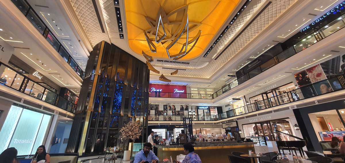 BikashKumar's tweet image. At The Chanakya, in Delhi. 

Retail has really revolved in India.