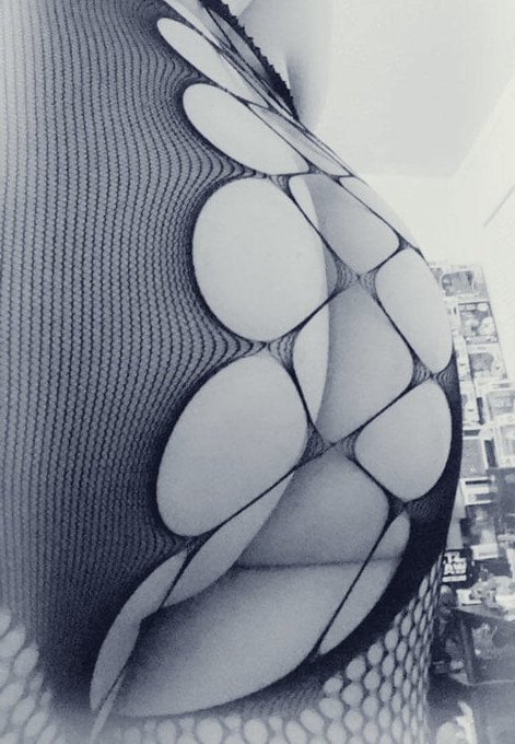 Happy hump day https://t.co/s6Qs8FGcDU