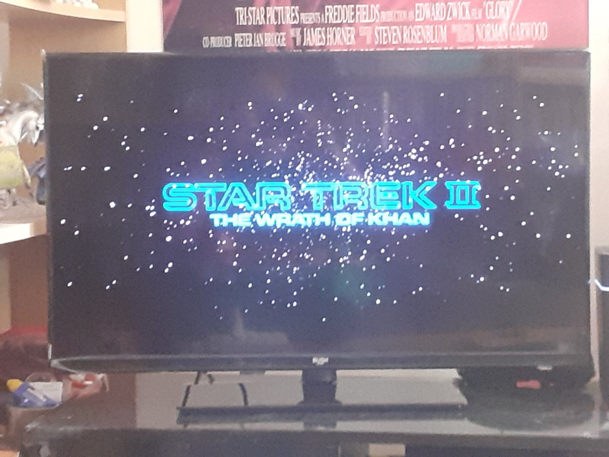 Slarty247's tweet photo. #NowWatching my #2 favourite film: Star Trek II The Wrath Of Khan (1982) #NeilsFavouriteFilms
And feasting on a bumper KFC π https://t.co/1nxnT047aw
