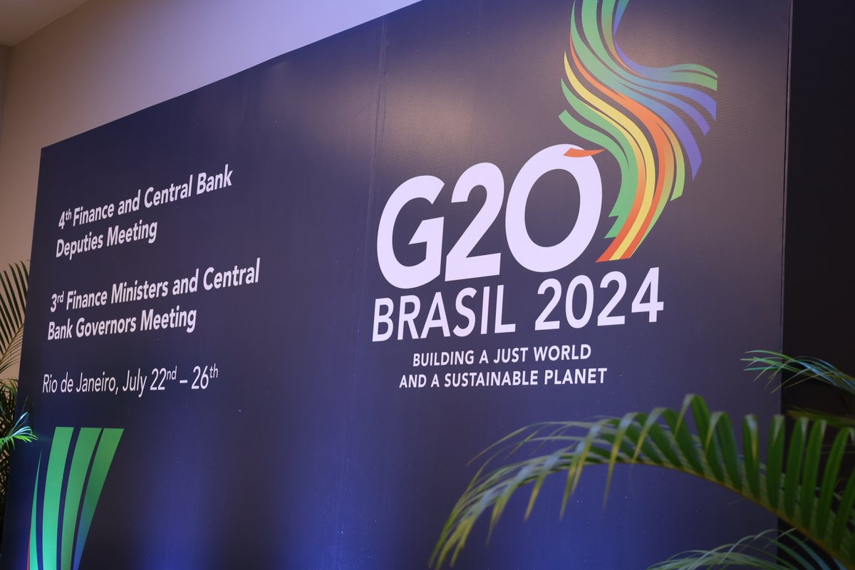 G7・G20 #ブラジル🇧🇷・リオデジャネイロ】 現地時間24日から26日にかけて、#G7 財務大臣・中央銀行総裁会議ならびに #G20 財務大臣・ 中央銀行総裁会議が行われ、鈴木大臣が出席します。 日本として、世界経済の諸課題に関する議論に積極的に貢献していきます。