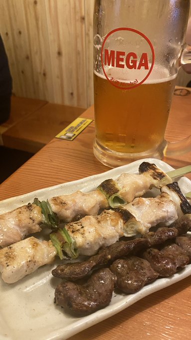 ダイエット頑張って2キロ痩せたから今日はチートデーです🍺 家の近くにトリキあると行ってしまうな。。。 https://t.co/2mbAPD3OYR