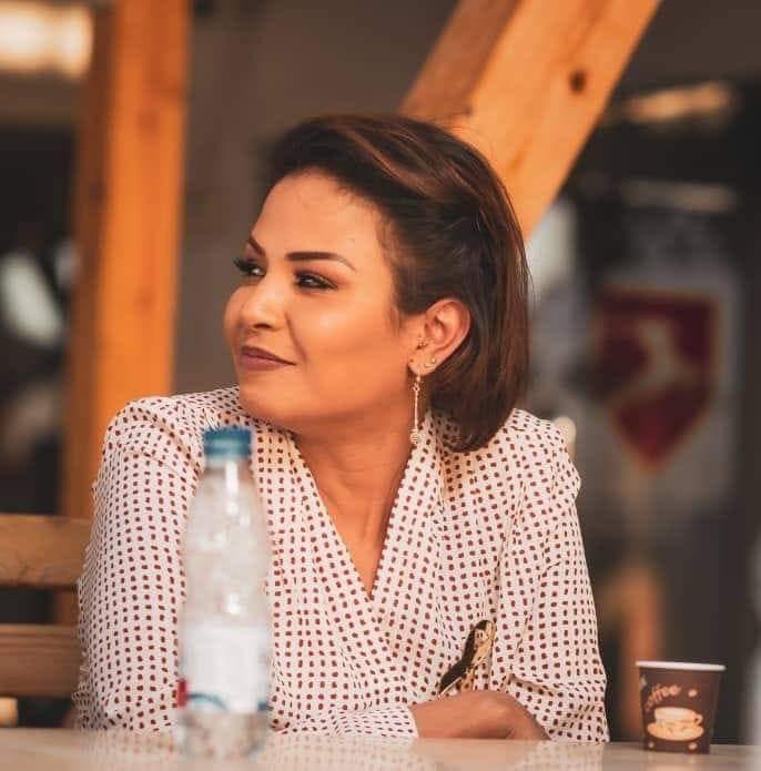 تفتش ليك حروفنا الجايه يوم بكرة عشمنا الفي صدي الذكري
#نانسي_عجاج
#كوش_الموسيقية
#nancy_ajaj
#NCO
#kush_band
#pray_for_sudan