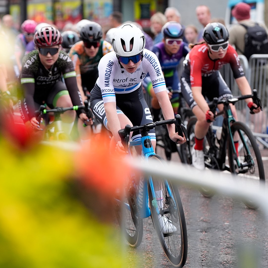 BritishCycling's tweet photo. Matt Bostock and Sophie Lewis sprinted to victory in two tight races at the Fort Vale Grand Prix in Colne, as the Lloyds Bank National Circuit Series entered its final week. 

Full report ⬇️ 

#NatRoadSeries