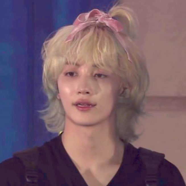 hanniethinker04's tweet photo. JEONGHAN SOOOOO CUTE 😭🎀😭🎀 https://t.co/2dfXyLdOSO