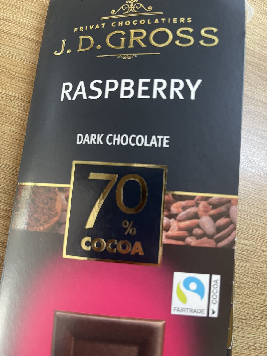 Apparently dark chocolate better for ya but just two squares come on mam 🤦‍♀️ sweet tooth craving 🥲