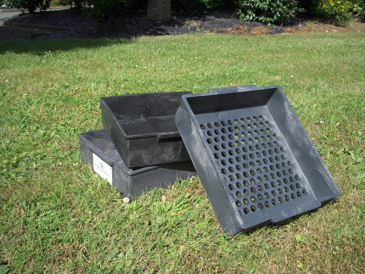 Conseil n°2 #récolte2024 maïs fourrage 🌽

🔪 Contrôler la finesse de hachage
2 objectifs :
➡ Favoriser le tassement et la conservation
➡ Optimiser l'ingestion et la rumination des animaux

✅ Contrôlez votre finesse de hachage à l'aide d'un tamis secoueur !

#FrAgTw #maïs