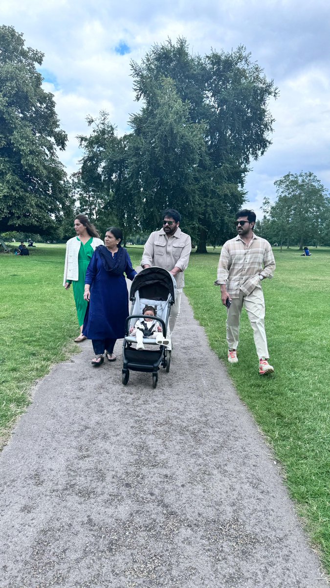 MegaStarKTweets's tweet photo. @KChiruTweets - Relishing a serene moment with family and the grand little one Klin Kaara at Hyde Park London, en route our journey to Paris tomorrow! 

Summer Olympics 24 Inaugural Event Beckons :) https://t.co/RQc5euZX0A