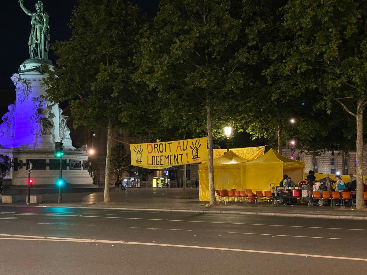Virés de Bastille par les JO, apres 2 mois de manif permanente, les DALOs en lutte se sont reinstallees cette nuit à Republique. Meme pendant les JO, le combat pour le respect des lois (de la Republique justement) et pour être logé dignement continue.