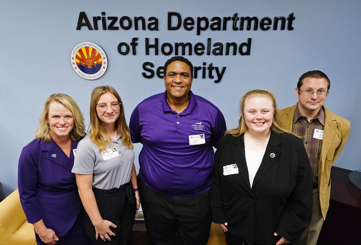 Today's Thought: Empowering future #womenincybersecurity at <a href="/gcu/">Grand Canyon U</a>. Read more about the first #GirlsinCyber event at the #Arizona State Capitol. <a href="/tracymiranda/">Tracy Miranda</a> <a href="/chenxiwang/">Chenxi Wang</a> <a href="/goldbe/">Sharon Goldberg</a> <a href="/M_Miho_JPN/">Mihoko Matsubara　松原実穂子</a> <a href="/dralissajay/">Dr. Alissa Abdullah (Dr. Jay)</a> - What do you think?

news.gcu.edu/college-of-sci…