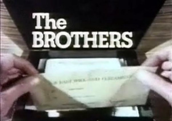 SaveRedlandLibr's tweet photo. 1:55pm TODAY on @TalkingPicsTV
From 1972, s1 Ep 4 of the #BBC #Drama📺 #TheBrothers - "Decisions" directed by #EricPrice & written by #NJCrisp
🌟#JeanAnderson #GlynOwen #RichardEaston #RobinChadwick #JenniferWilson #HilaryTindall #JuliaGoodman #MichaelHawkins #GabrielleDrake https://t.co/0UlGZzDyqB