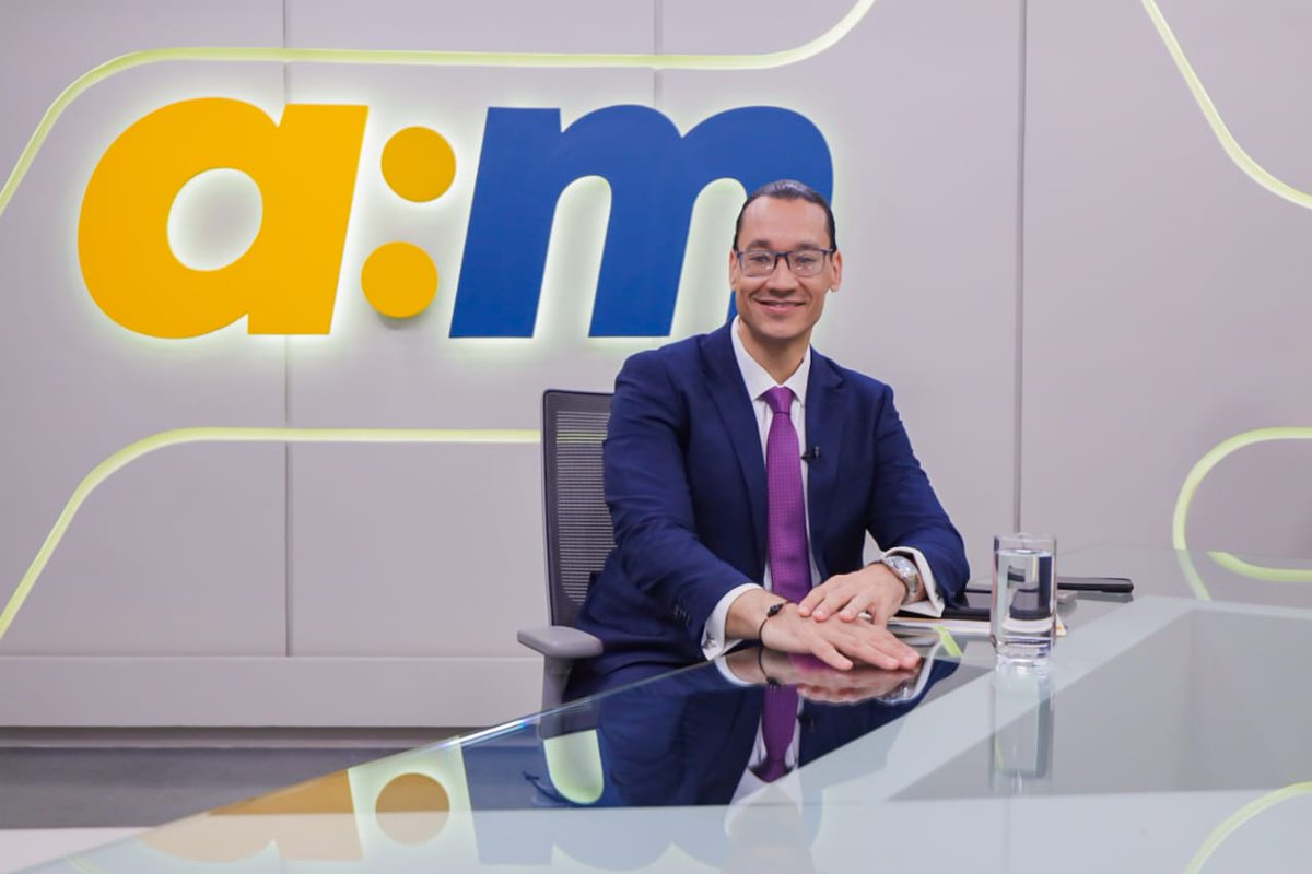 CNRSV's tweet photo. Nuestro Director Ejecutivo, @c_trigueros comparte en la @EntrevistaAm de @canal10sv el lanzamiento de la nueva plataforma Crea Empresa, la cual es de beneficio para emprendedores y empresarios. https://t.co/YC9T039wg5