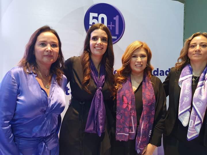 FABIAN7511's tweet photo. Les invito a leer #MiColumnaDeHoy *¿Rozón...y?* titulada:
🔴Claudia Corichi tomó protesta al capítulo 50+1 San Luis Potosí 
Más información aquí ⬇ 
✅ https://t.co/cFQc5NcL4Y vía @ElIndpendiente https://t.co/XzNOooMRKr