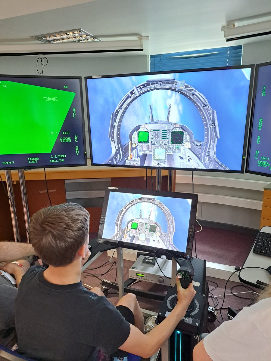 RAF Museum Learning tweet media