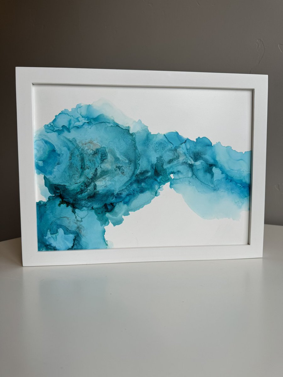 prallh's tweet photo. 🦋 Special Sale Today Only 🦋
“Infusion” - brand new artwork

$175 - 9 x 12 artwork &amp; includes modern white frame shown. 

Comment “SOLD” and I will contact you to arrange payment.

Shipping is available for an extra fee. 

#inspiredbynature #waterart #abstractpainting #artist https://t.co/bwpatDkUvv