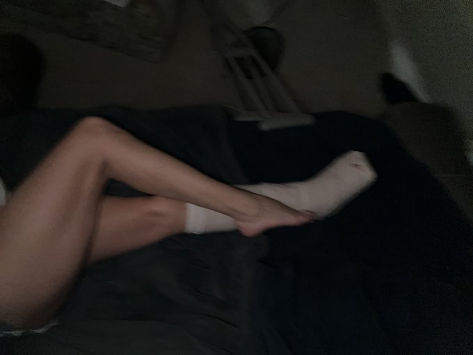Dancer Down! You sending $1, $5, $10 or more @bbddstl $bbddstl Fucked up ankle real good this time! Extended<a class="tags" target="_blank" title="On Twitter" href="/?out=eyJ0eXAiOiJKV1QiLCJhbGciOiJIUzUxMiJ9.eyJpYXQiOjE3MjY2NDY4NzQsImlzcyI6InR3cG9ybnN0YXJzLmNvbSIsIm5iZiI6MTcyNjY0Njg3NCwiZXhwIjoxNzU4MTgyODc0LCJyZWRpcmVjdF91cmwiOiJodHRwczovL3R3aXR0ZXIuY29tL2JiZGRzdGwifQ._mIwsmy6N_Mo0Vn8Yildb4G4S14yx8-_2ZdRWOVJXdGMIF3tBqKZO49dMrbWWeFglFE3RYA72OZcdXXW5UmKyA">@bbddstl</a><a href="/tag/ootd"class="tags"><span>#ootd</span></a><a href="/tag/dancer"class="tags"><span>#dancer</span></a><a href="/tag/milf"class="tags"><span>#milf</span></a><a href="/tag/exoticdancer"class="tags"><span>#exoticdancer</span></a>