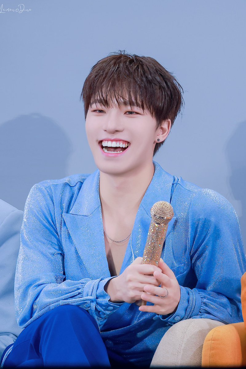 Lemon_Dino211's tweet photo. 240723 CARAT LAND

#세븐틴   #SEVENTEEN     
#디노 #이찬 #DINO #ディノ https://t.co/lHVsjqLa5b