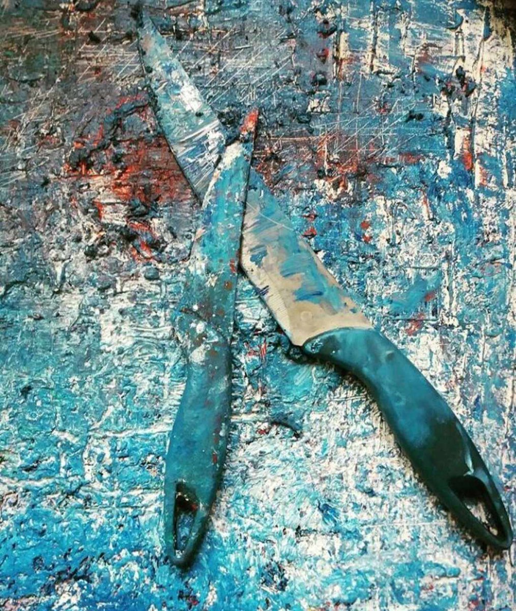 ruta_skriptaite's tweet image. Blue #poppies. Still one of my favourites. Makes me consider picking up the #paintbrushes (or rather knives) again after 5-year + break. Perhaps another thing to get back into this Autumn 🙂 #art