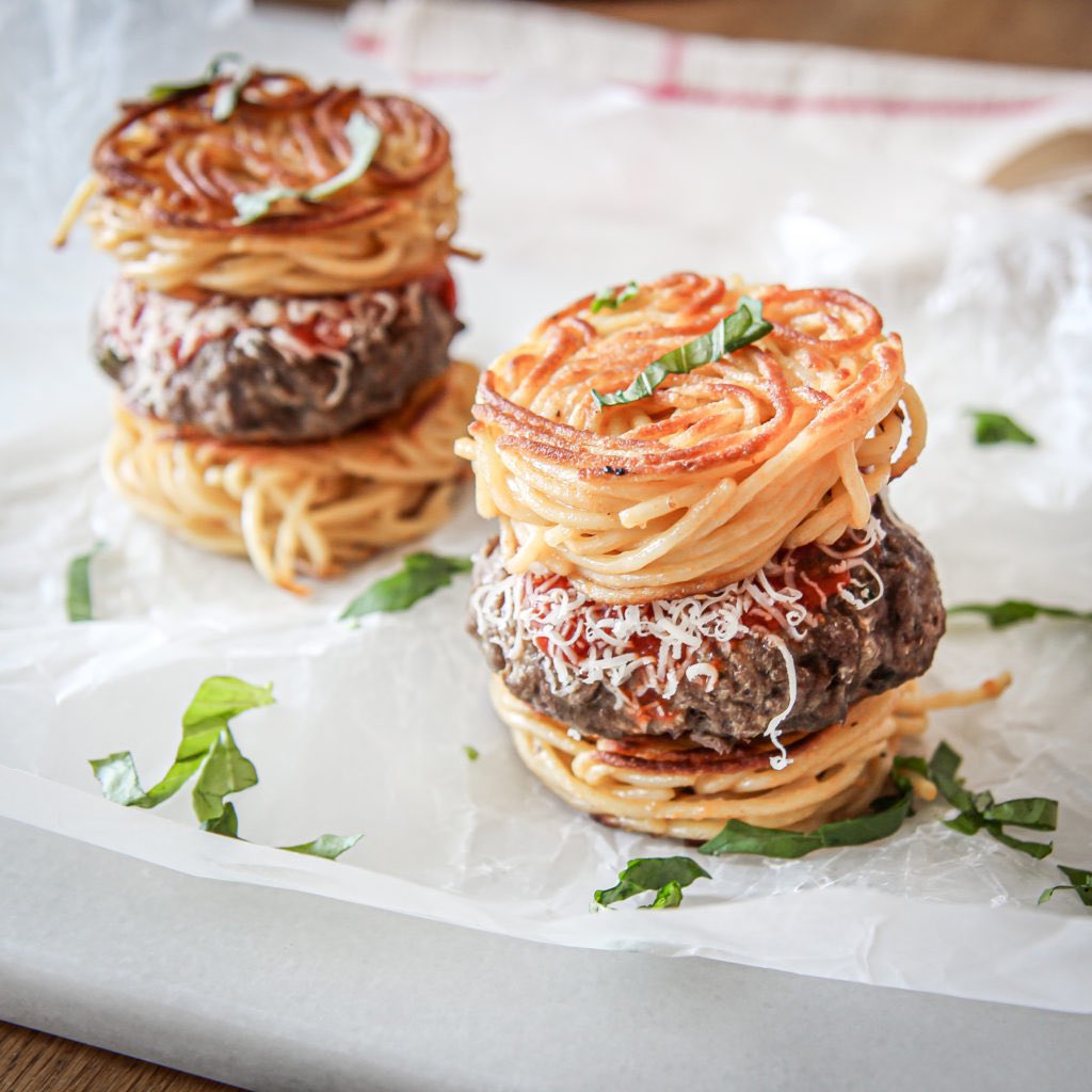 Easy Sandwich Recipes for Busy People: familius.com/book/the-happy… 
#sandwich #foodlover #easyrecipes