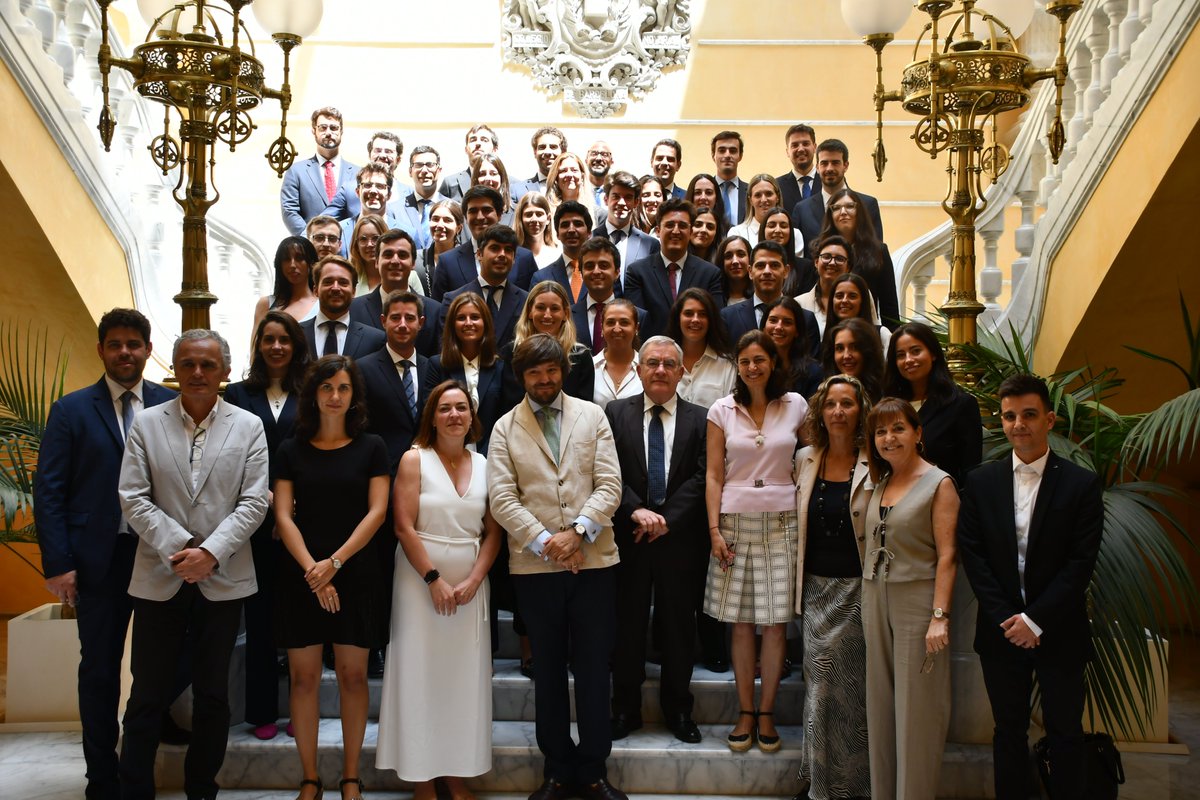 👉 Ayer concluyó el cuarto y último ejercicio de la oposición a notarias en la sede de <a href="/colnotaris/">Colegio Notarial de Cataluña</a>

Desde <a href="/Notarios_ES/">Notarios de España</a> queremos felicitar a los 92 aprobados: ¡¡enhorabuena a todos!! 👏👏