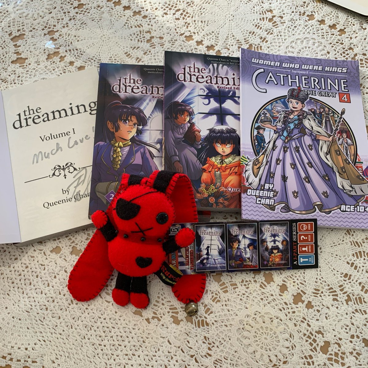 DelusionalInc's tweet image. #workitwednesday

Our 📖 order arrived today 🥳
Adding these to our reference book pile while also supporting our local creative and friend @Queeniechanhere

Check out her website to order online or for a list of bookstores 

buff.ly/46hhnDk