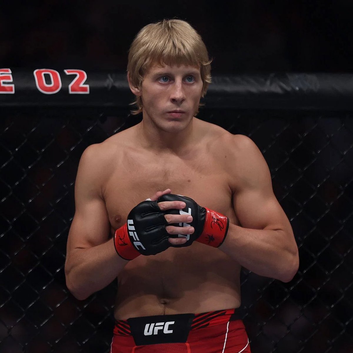 🚨| Paddy Pimblett has revealed that his coaches were going to pull him out of his #UFC304 fight with Bobby Green five or six weeks ago as he was suffering badly with depression and other personal issues.

He says he’s really turned a corner in the last three weeks and is now in