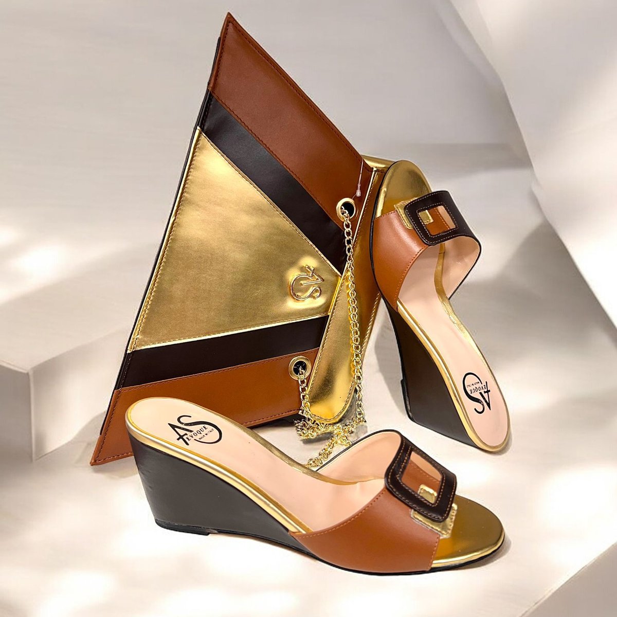 fdshoesng's tweet photo. Classy set made in Italy 
Can be purchased separately 

#fdshoesng #pagesbydamicommerce https://t.co/5LEVGMhaBB