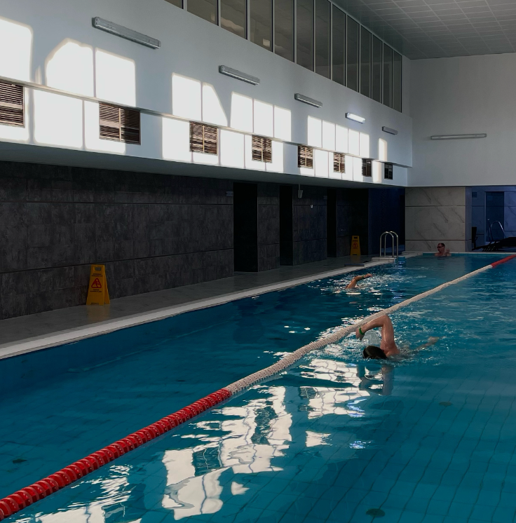 Advising and training swimmers, programming and designing exercises and work sessions aimed at perfecting and enhancing these techniques will be of great use to improving performance.