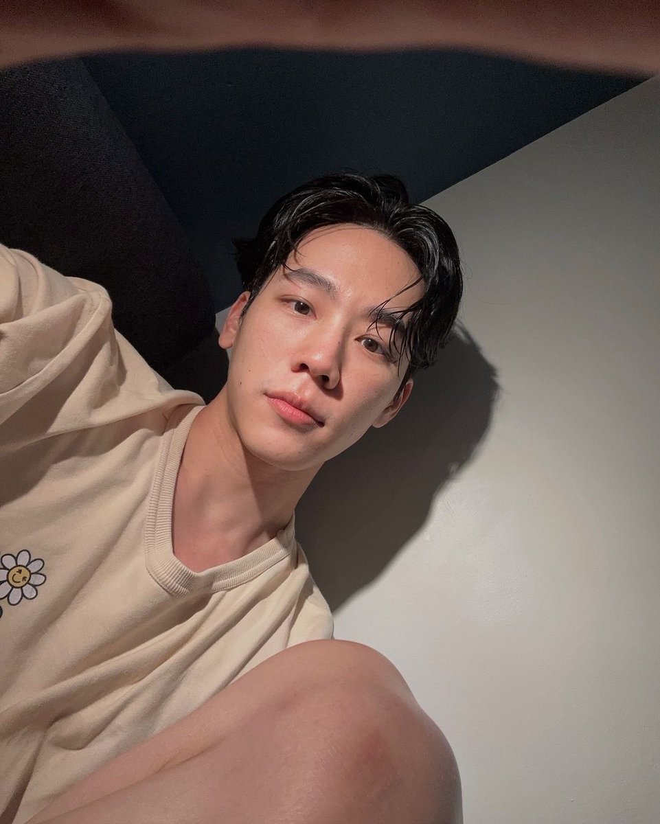 ywpfg10010623's tweet photo. 우리애가.....좀 외로웠나본데....<<< https://t.co/gk2PQtBeVG