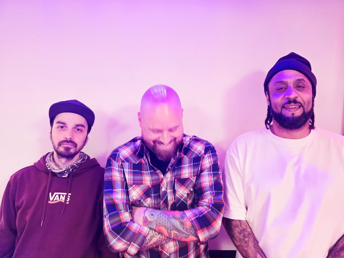 Polaris, <a href="/MCDRS/">DelRokSki</a> , Valiant Emcee. 

As the kids say.. BIG THINGS COMING!