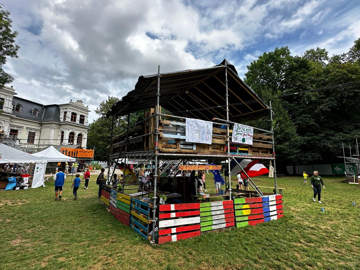 sachsenanhalt's tweet photo. 👱♀️👱♂️🇪🇺 Kinder an der Macht: In der Kinderstadt #OTTOPIA in @ottostadt Magdeburg bauen bis zum 2. August täglich 350 Kinder ihre eigene Stadt, probieren verschiedene Berufe aus und treffen politische Entscheidungen. #Europa ▶ Infos und Anmeldung unter https://t.co/di6nXFRSk2 https://t.co/5Mtp8HuS6J