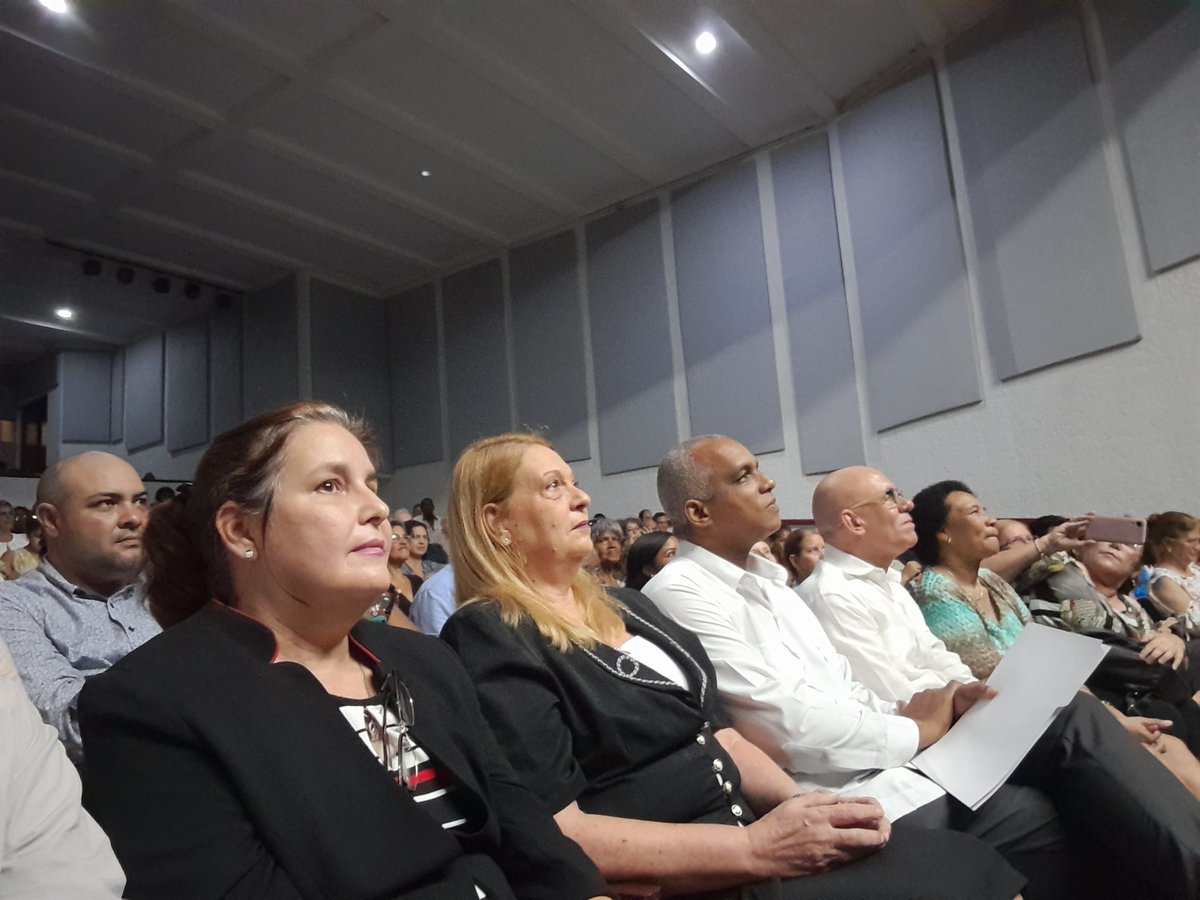 Conmemoró el <a href="/CubaMES/">MES</a> sus 48 años de creado. En acto celebrado en <a href="/AlmaCujae/">Alma Cujae</a>, se reconoció a trabajadores destacados. La miel de la actividad la puso la <a href="/ColmenitaDe/">La Colmenita de Cuba. Oficial</a> 
#Cuba
#LaHistoriaPorAsalto